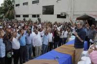 Abinader propone mediación de Núñez Collado para consensuar leyes
