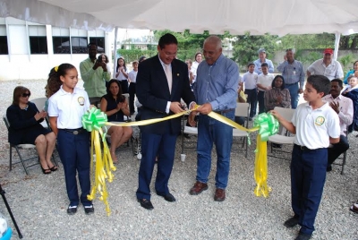 Inauguran cancha en colegio UCE San Pedro de Macorís 