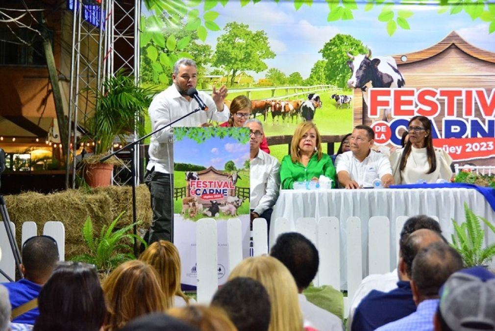 Anunciaron que en los próximos días entregarán un tractor nuevo a la Cooperativa de Junta La Altagracia.
