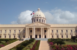 Fachada del Palacio de la Presidencia de República Dominicana.