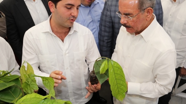 Presidente Danilo Medina inaugura en Hacienda Ambrosía, producción de cacao:  