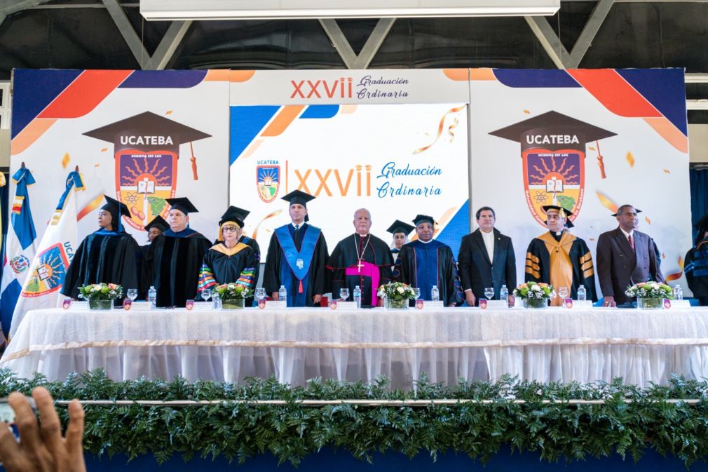 Ucateba realiza XXVII graduación ordinaria de 314 nuevos profesionales.