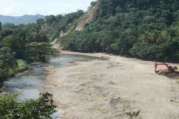 Extracción de materiales del Río Bajabonico