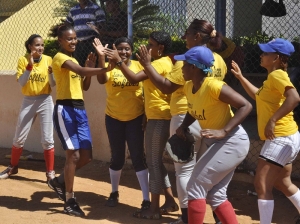 Mao, Boca Chica, Licey y Baní, avanzan en copa Duarte Softbol