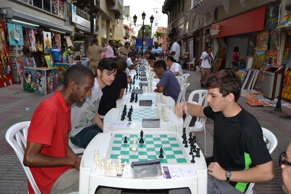Feda y Mitur celebran VI edición torneo de ajedrez conde peatonal: 