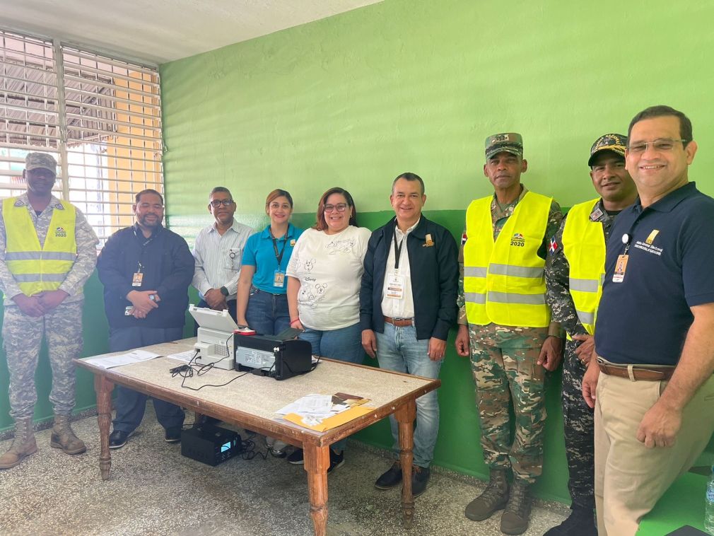 La prueba fue supervisada en el Distrito Nacional y el Gran Santo Domingo por el presidente de la JCE, Román Andrés Jáquez Liranzo.