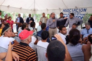 Presidente Danilo Medina apoya proyectos en Barahona