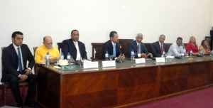 Mesa directiva de la asamblea informativa de la Asociación Dominicana de Regidores, ASODORE.