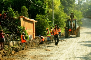 Ministerio de Turismo inicia trabajos construcción carretera Ruta Alterna Santo Cerro