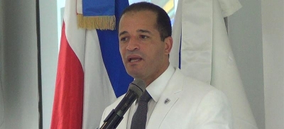 Alcalde retira respaldo a proyecto quitaría nombre de Peña Gómez al Palacio Municipal: 