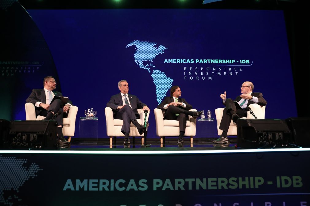 Líderes de la Alianza de las Américas se reúnen para profundizar los lazos económicos con el sector privado.