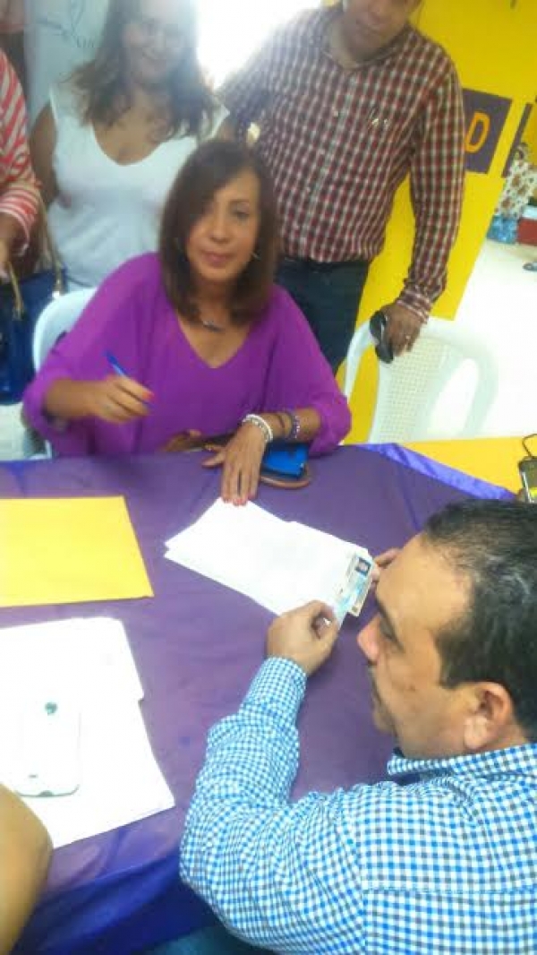Carmen Adames inscribe candidatura a regidora PLD: 