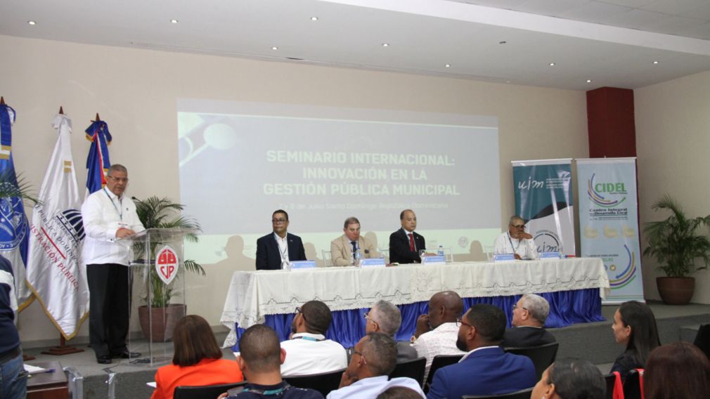 Las declaraciones fueron dadas por el Ministro de Administración Pública (MAP), Darío Castillo Lugo, durante el seminario internacional “Innovación en la Gestión Pública Municipal”.