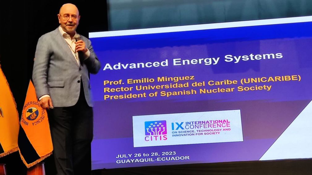 El rector de Unicaribe, Dr. Emilio Mínguez, tuvo a cargo el discurso de clausura de la Conferencia Internacional de Ciencia, Tecnología e Innovación para la Sociedad (CITIS), titulado “Sistemas Avanzados de Energía.