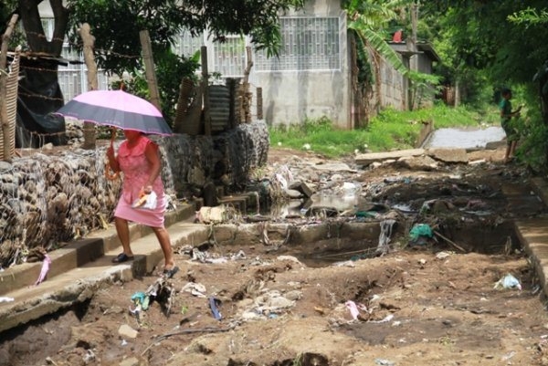 Moradores del sector Sur dicen Autoridades abandonan construcción calles en Dajabón