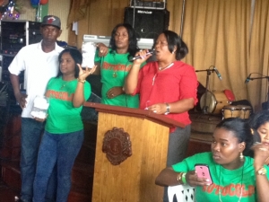 Alcaldesa de La Romana se despide de trabajadores y empleados: 