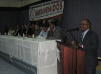Olivo de León, criticó la falta de profesionalidad con que se manejan algunos medios digitales y las redes sociales