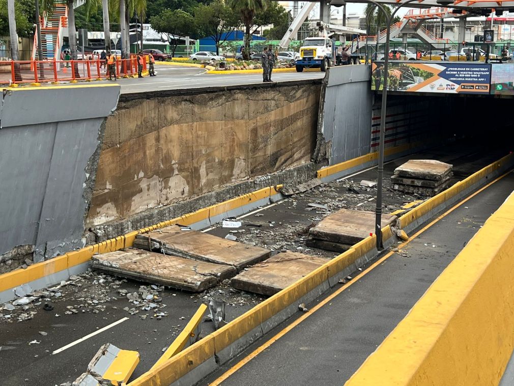 El túnel de la avenida 27 de febrero con Máximo Gómez tuvo un derrumbe que cobró 9 vidas.