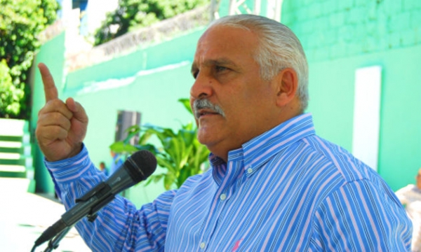 Dajaboneros condenan Deportes construya cancha para los haitianos en terreno Dominicano