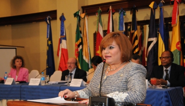 Lucia Medina, vice presidente de la Cámara de Diputados, en su discuros de bienvenida a la novena cumbre parlamentaria que se realiza en el país del 14 al 16 del en curso 