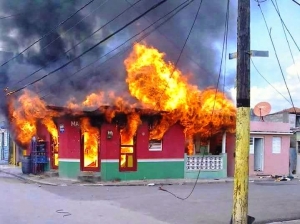 Menor muere calcinado al incendiarse vivienda en Higuey:  