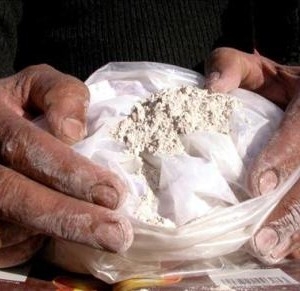 Policía ocupa en Barahona 148.3 gramos de drogas al desmantelar un punto