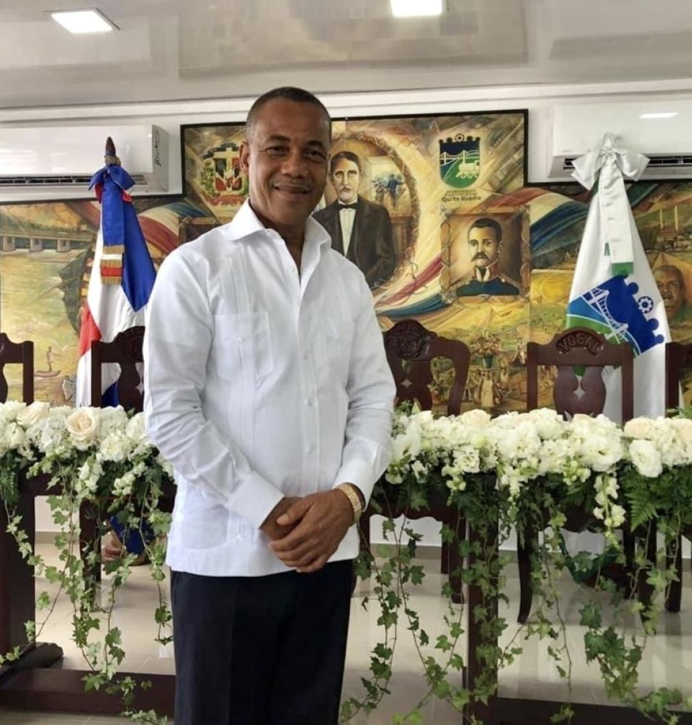 El Alcalde de Quita Sueño se unió a Fuerza del Pueblo para ser su candidato en Bajos de Haina.