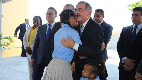 Danilo Medina inaugura 124 aulas