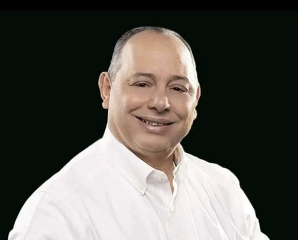 Julio Romero, candidato a alcalde de SDE por la Fuerza del Pueblo.