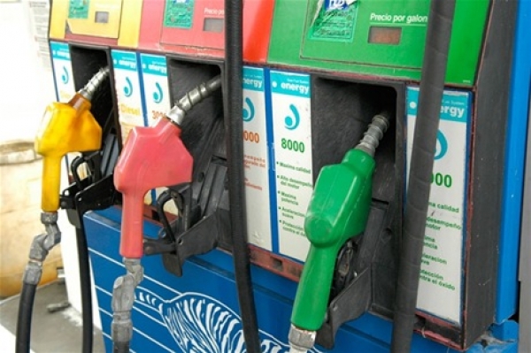Combustibles aumentan con excepción del GLP y gas natural:  