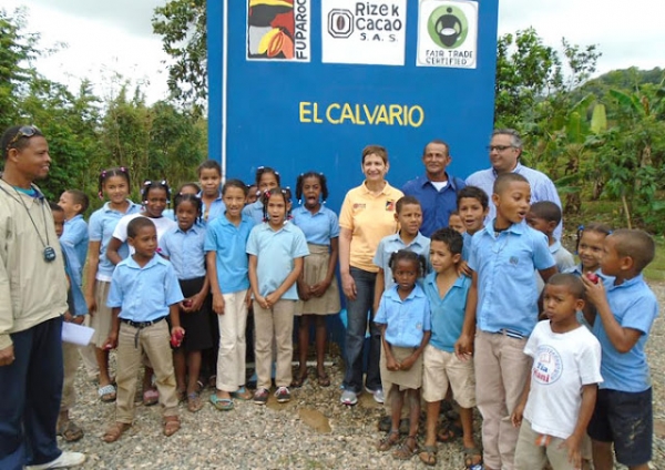 Fundación construye pozos tubulares en comunidades de Monte Plata:  