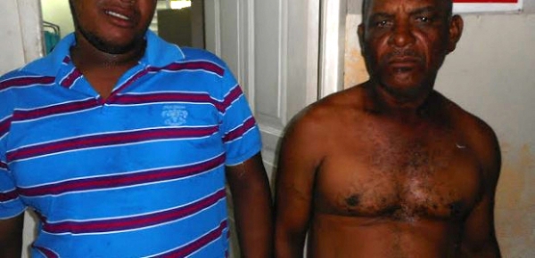 Rafael Florián Feliz (a) Fucho de  55 de años, y su hijo Víctor Rafael Florián de 24 años, los pescadores dominicanos que fueron agredidos con escopetas por pescadores haitanos.