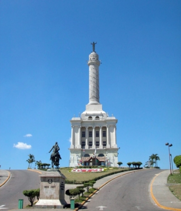 Monumento en Santiago de los Caballeros.
