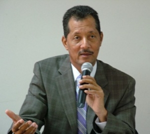 Julian Roa, presidente de la Asociación Dominicana de Regidores.