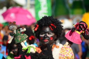 Más de 70 comparsas desfilan al cierre del carnaval Municipio Santo Domingo Este: 