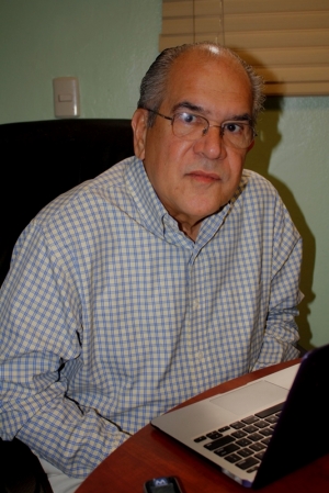 Doctor Jesús Feris Iglesias, infectólogo