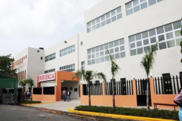 Hospital Juan Pablo Pina, recién ampliada sus instalaciones.