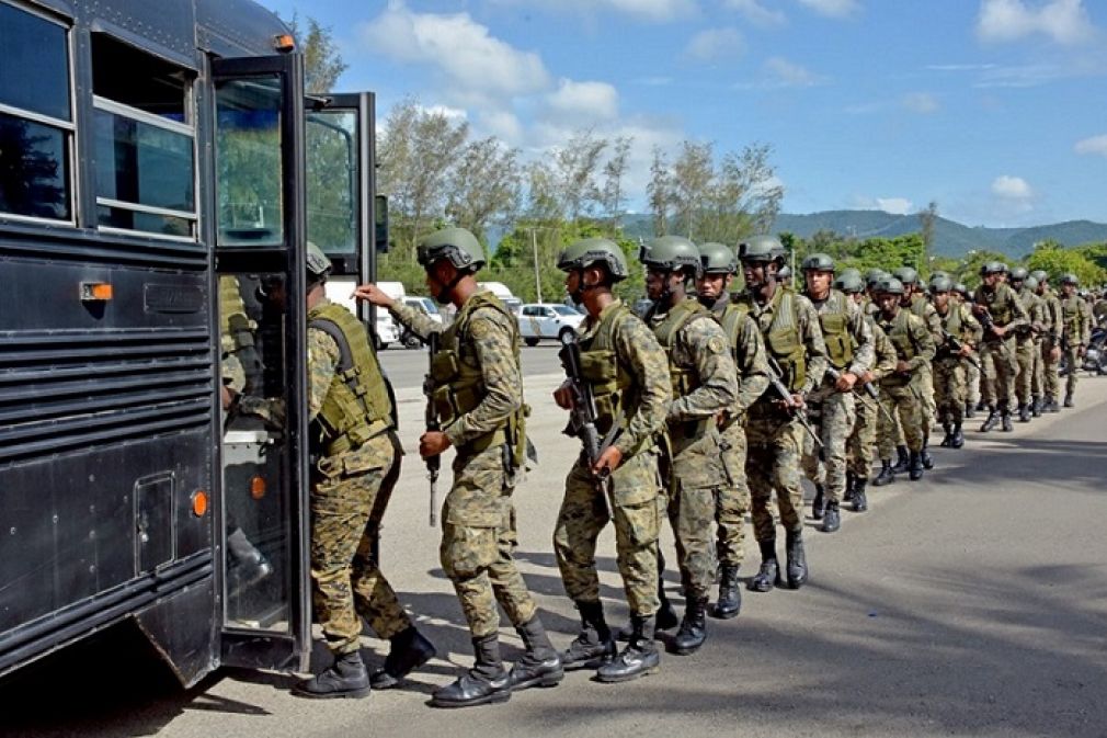 El ministro Díaz Morfa, explicó que “estas unidades militares se pueden mover y colocar en puntos estratégicos para la vigilancia”.