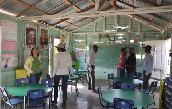 Reclaman la construcción de más escuelas en la Cordillera Central