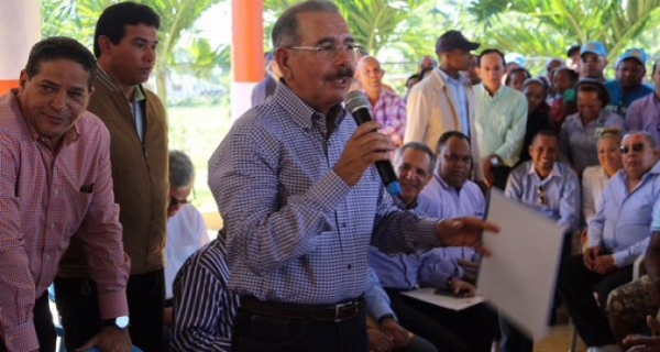 Presidente Danilo Medina autoriza financiamiento a productores de El Ranchito: 