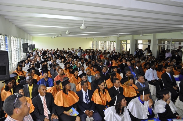 UASD-Hato Mayor realiza su quinta graduación
