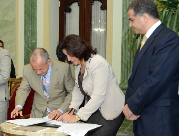 Gabinete de Políticas Sociales y Salud Pública firman convenio