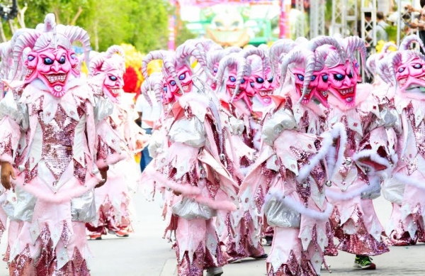 Grupo Puntacana celebra la novena edición de su carnaval: 