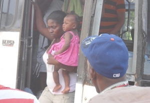 Migración repatría 104 personas hacia Haití