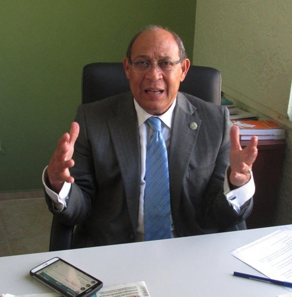 El doctor Rafael Santos, dijo que el CNSS busca hacer un show político para patar indignación de la sentencia que despojó a dominicanos de ascendencias haitiana