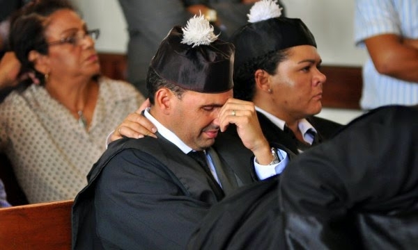 Durante la presentación de pruebas Jordi Veras y su padre Negro Veras, no aguantaron el llanto.