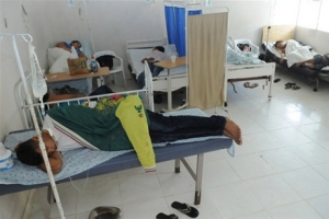 Enfermos en el Hospital Municipal de Tamboril.
