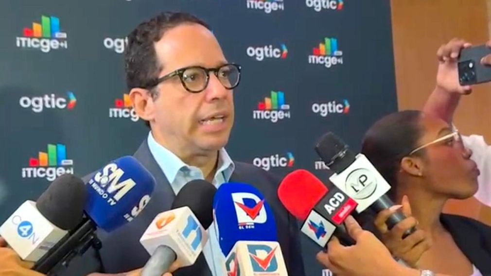 Sigmund Freund garantizó que el plan se ha ido implementando con éxito y que más de 60 instituciones ya se encuentran cumpliendo con lo dispuesto.