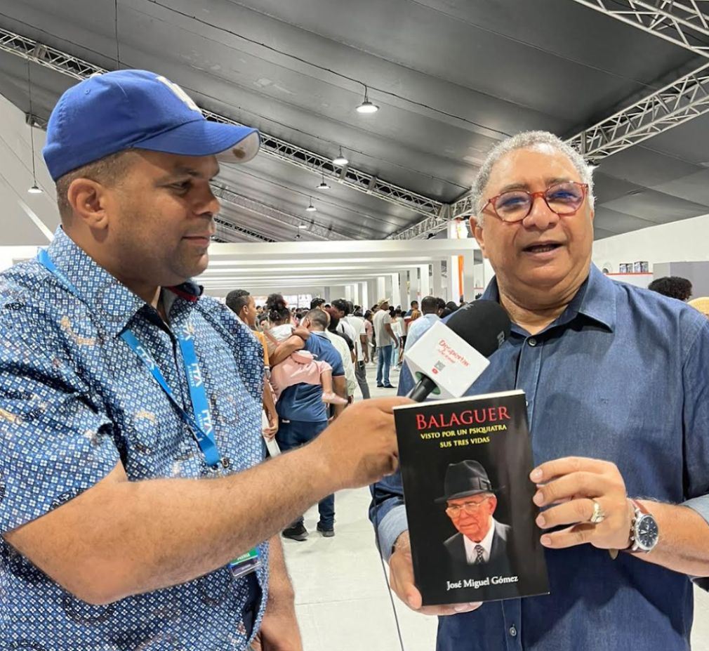 Libro “Balaguer visto por un psiquiatra: sus tres vidas” se convierte en el más vendido en la Feria Internacional del Libro 2023