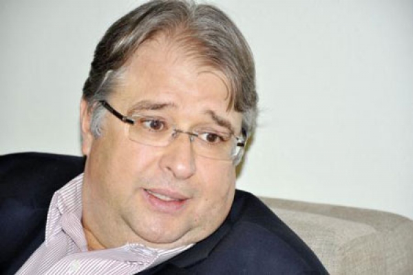 Carlos Fondeur.